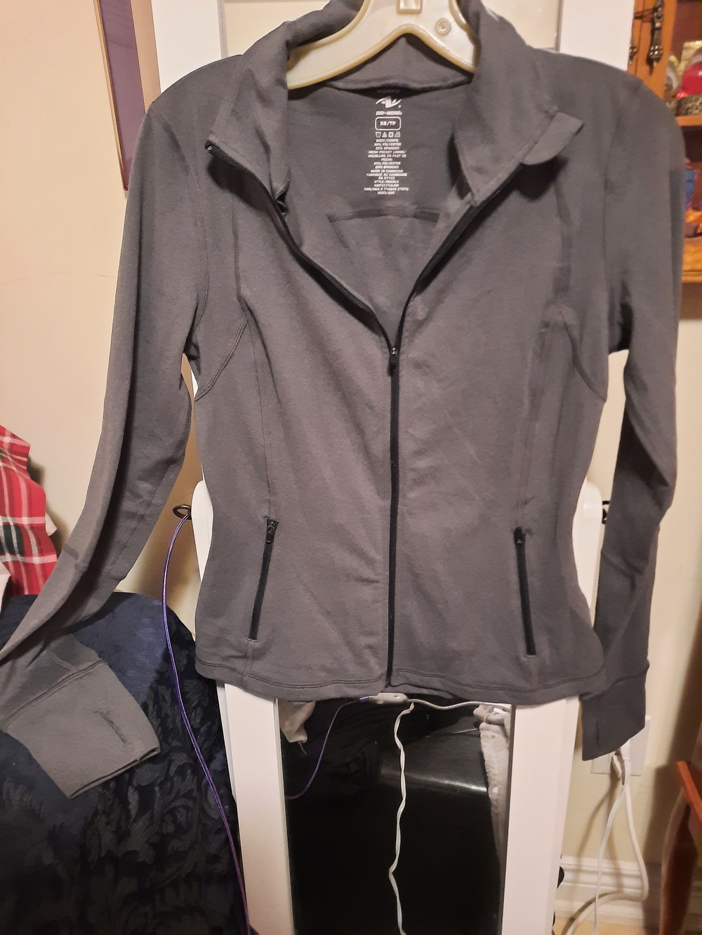 Fitted Athletic Works Women's Gray Full-Zip Jacket Dri-more Thumb-hole Sleeves